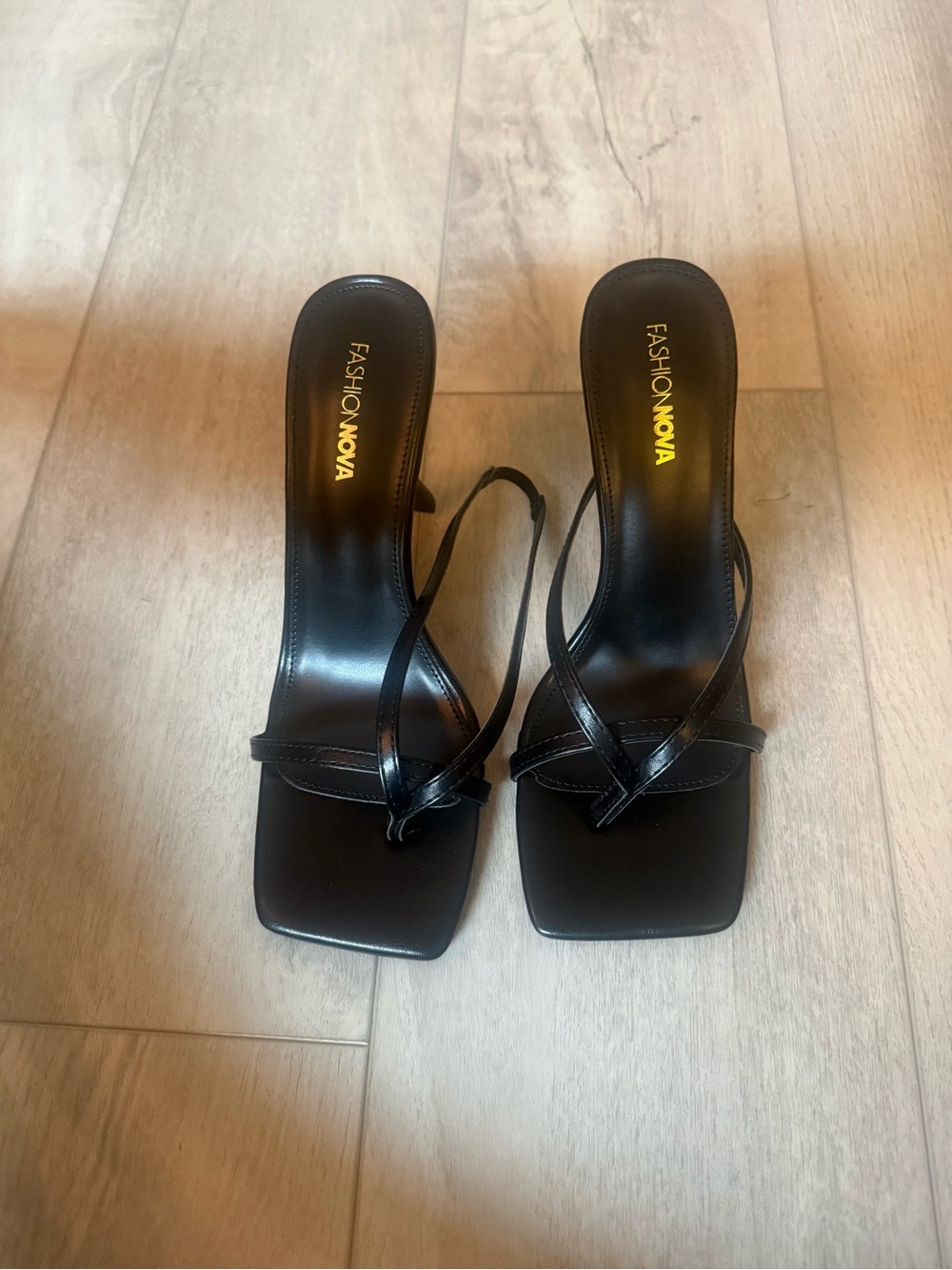 Fashion Nova Black Strappy Square Toe Heels Women’s 7.5 LOS1